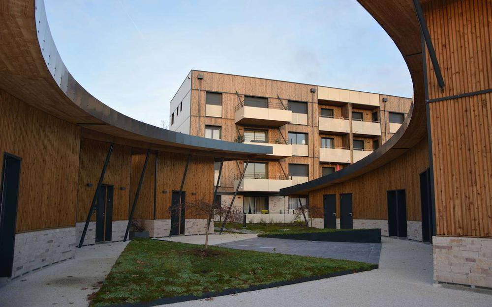 pp-5a4b0f9ca43f5e963042a59f-ph0